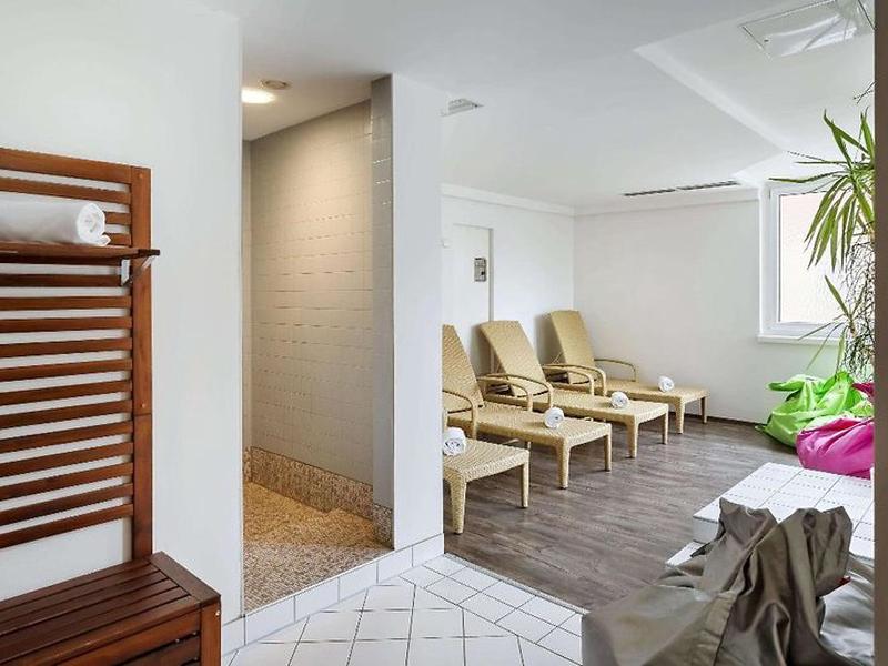 AC0F91EE53590F0C16BFE5A3ABEFF1A4