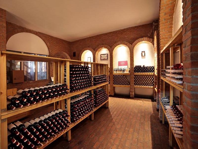 AE5EB40307E082D0BAA8B642C51F1C7A