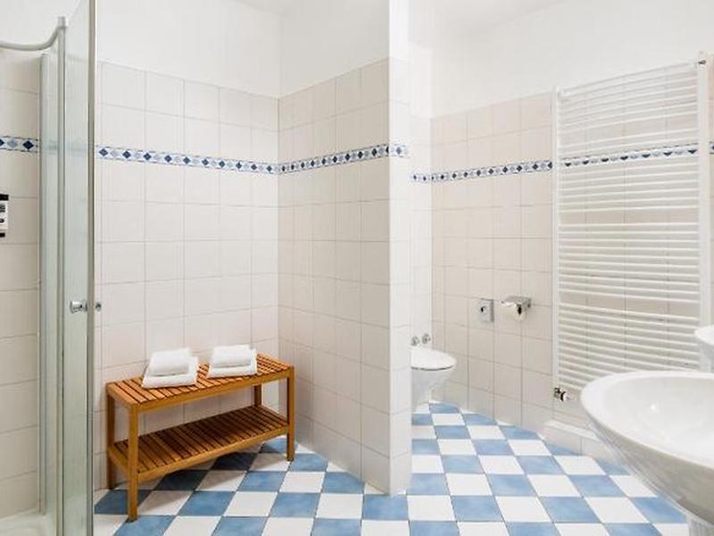 97D5035429E90FF1E9E7BE90D2D46640