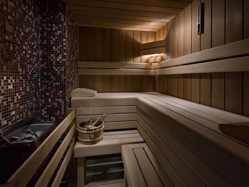 BC23DE15B462D0F94BF8F1F233D9B858