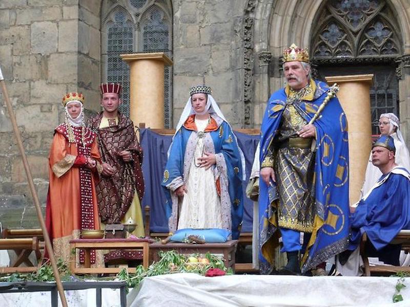 45A622CB6257CE15909D3E7A62AFB4EF