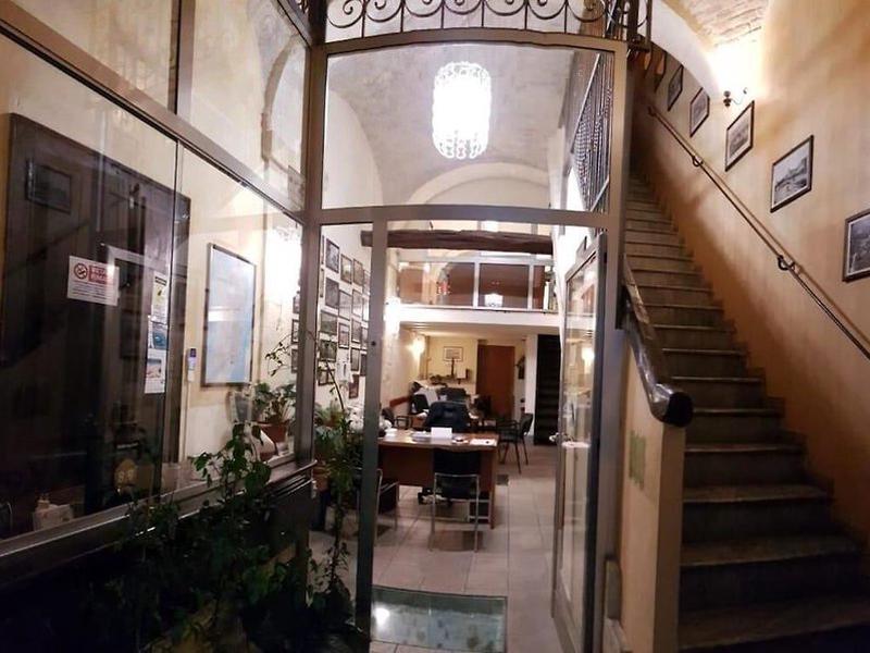 D8357B501CC2FEA0B3CDC1A0AA4365BE