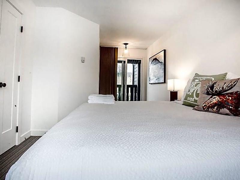 852FBD93BF344ED3F7B2297715A44D7D