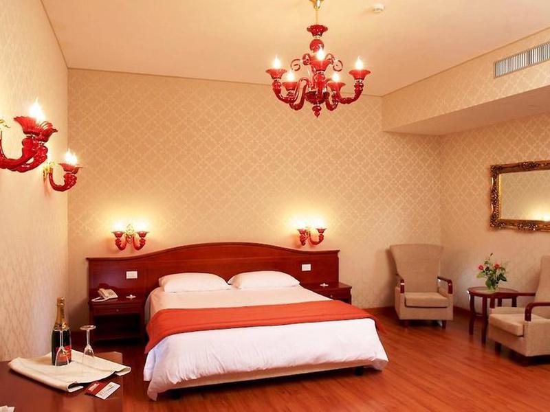 AB1330A843AAFD44C620D45858BE3CBF