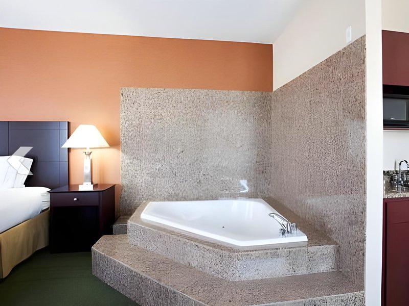 148471C5DE791535131C2725BD821D16