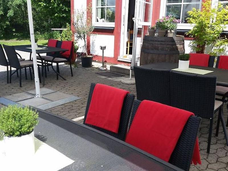 3C9E94F28129F4854E782F5D9E5A2656