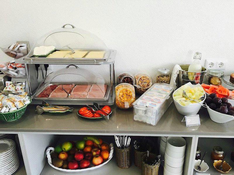 32C0B5B7B39A04D789863F6F60D3C966