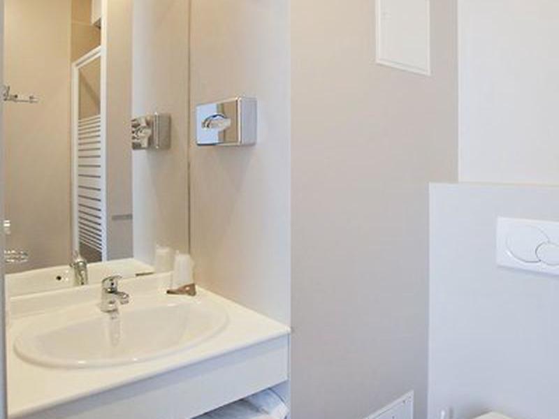 CBC95CF6D78BD78DF2E2A12F5EBAA5F6