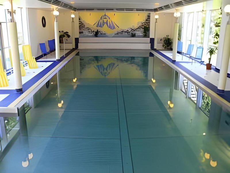 FDAD9590DF40F0E71BE312AF5C54339F