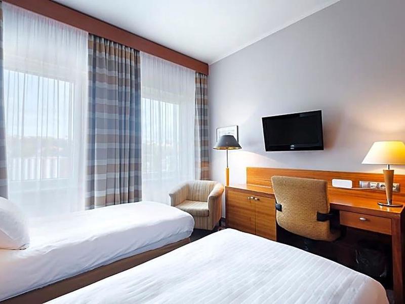 C2EEF8CF4E6A561356DC18036B6B0E4F