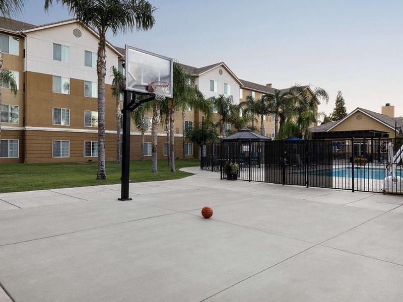 3D168A55C93A2ABC67A46B4D4DACEEAC