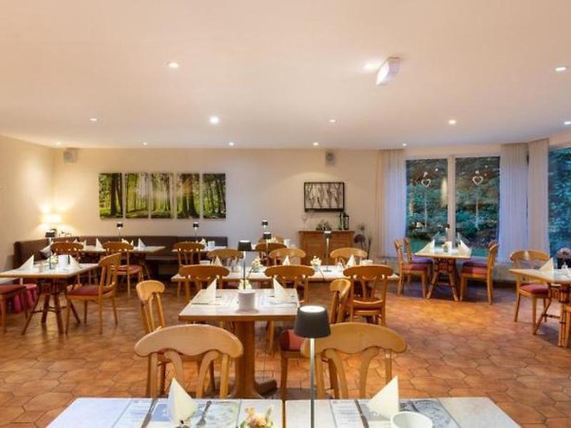 74BA95C41B1682399C2E58DABF905249