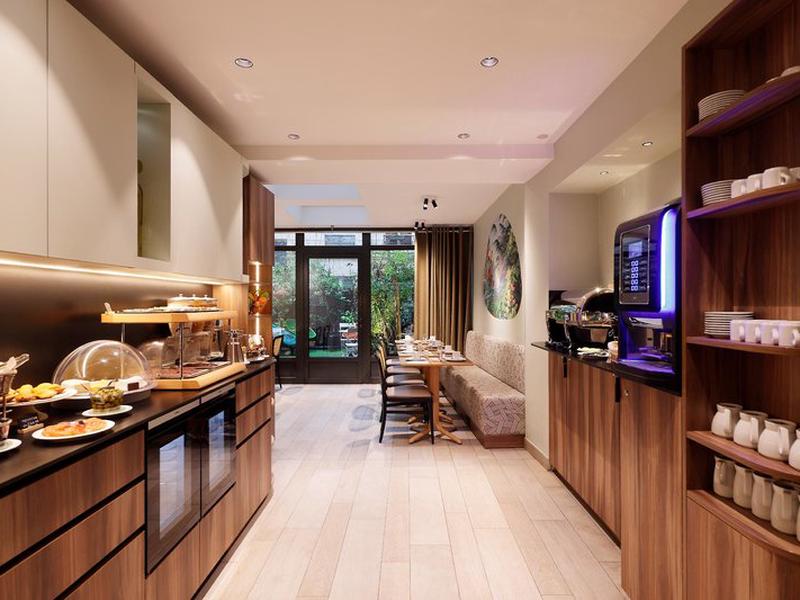 5C78FDB382AE11CA667F543FF9794EFF