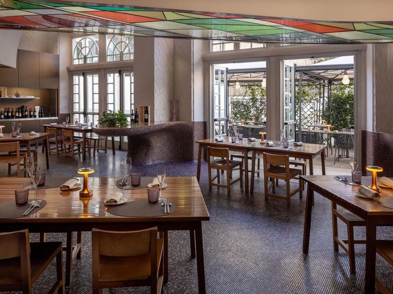 EDEF12AF8BD521E73401344AE2B53418