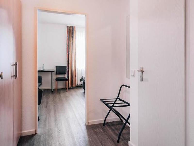 4D8AF8E23542396390B61FC94A36F5CD