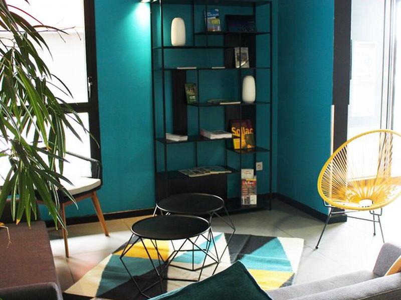 CF40C96EA379D48F52F97EC1C1228E16