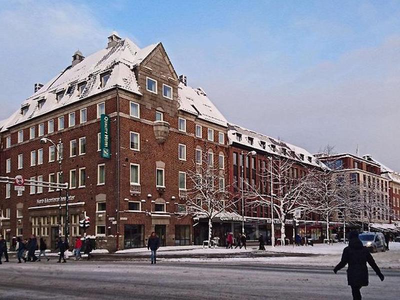 2DE7CB92A98203F555E24925F0F0EFDA