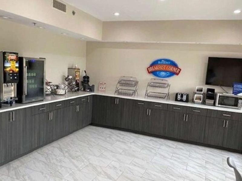 ECD49D9C04069E805F01B652575E5C82