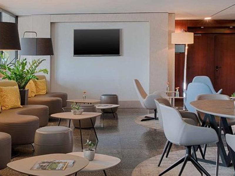 92EB679DA98AE460A97AE42E06DEDF9A