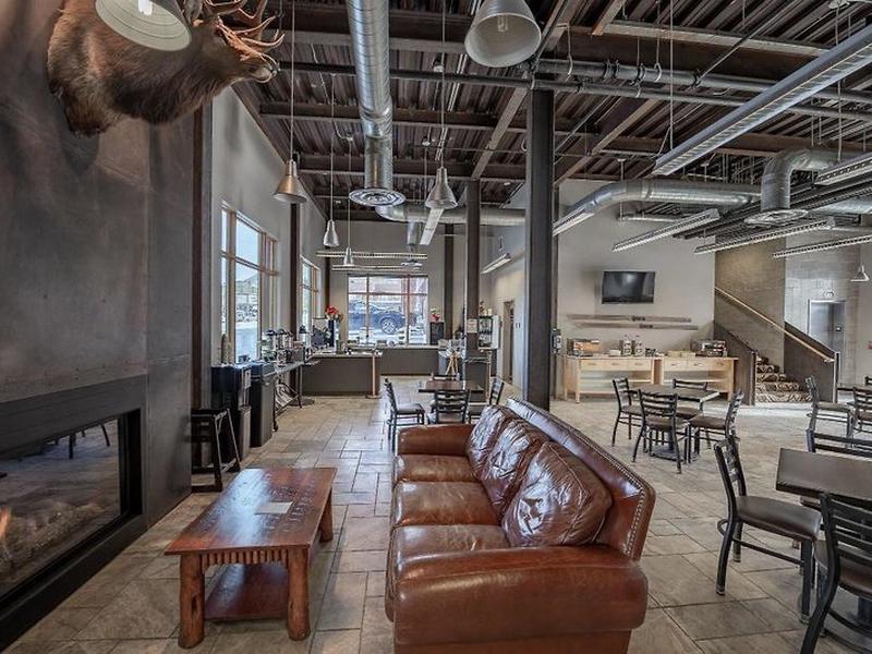 C140AF15EFC492FDF84DF9D252D615BA