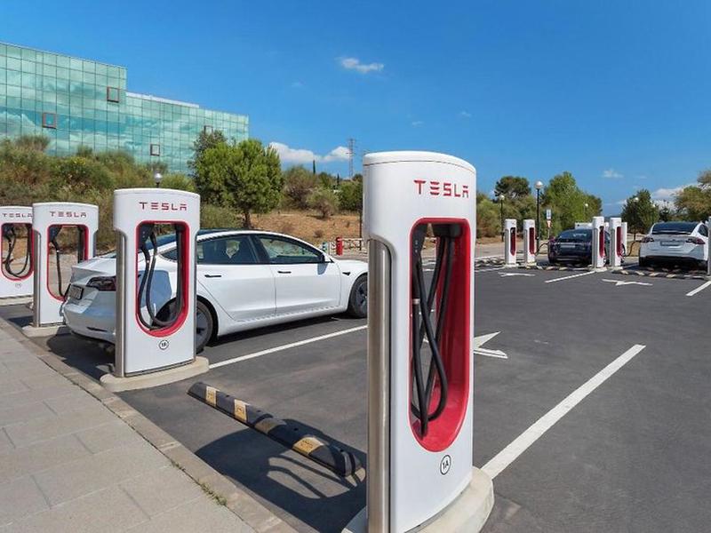 52F98A09F99D538BE6DABF0F5DB38331