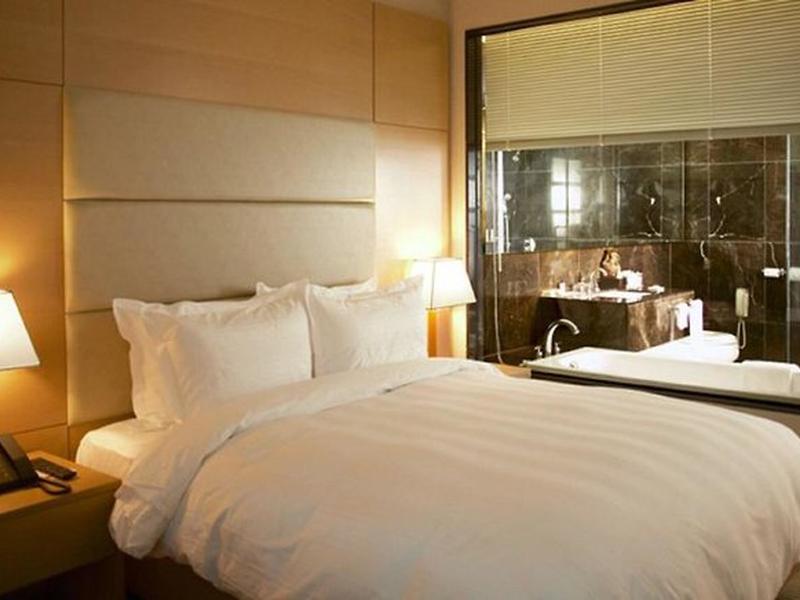 8BAB479D2F9E76D994E7E9561EC2BF02