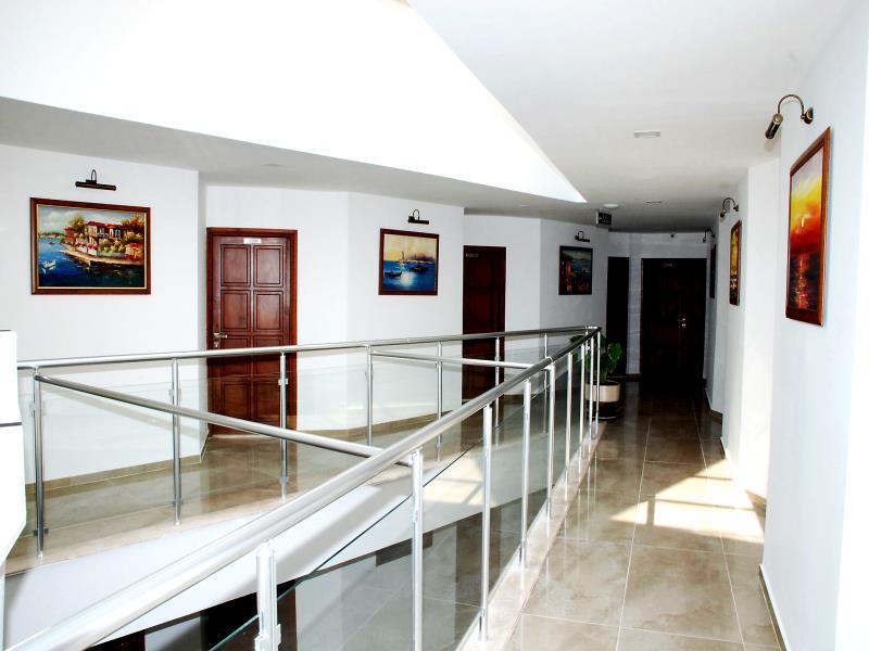 D780B767CEF4DE258C480D3423EB9057