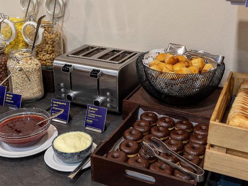 BDA46F720041D7E529154D6A27DE1132