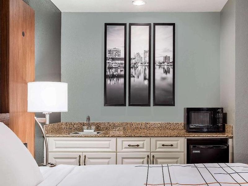 56E8BBC2B0C00D8416FE6F669C91E274