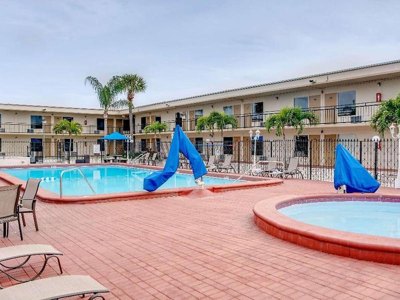 656A0A55139FF53A2ED219C8056225FF