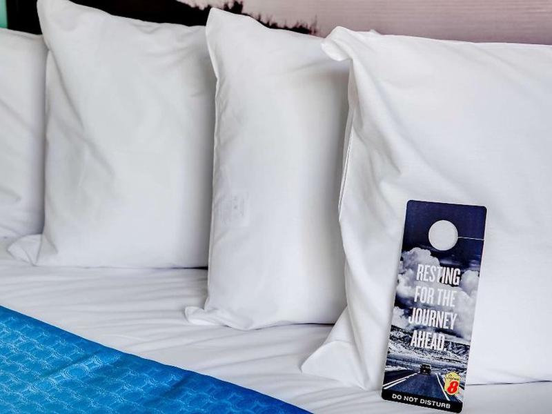 D4CCEAD1832F94D428AC11909517DB40