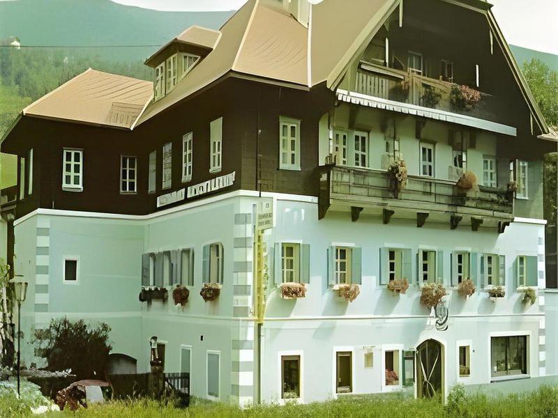 AF78DF13B52E014558C46E578D9B688F