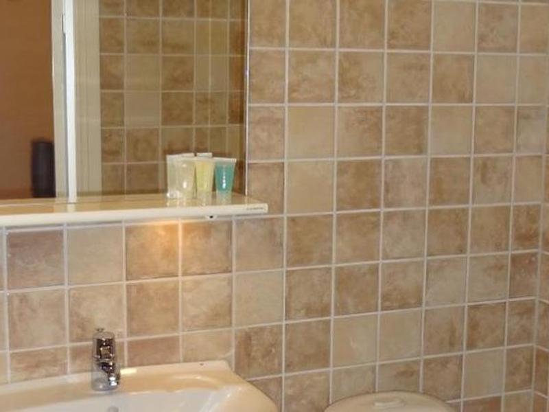 051B9EC481982D04B6491292FA95904E