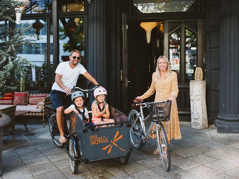 FDB98AEDE2DB717187AFEA770A6AB10C