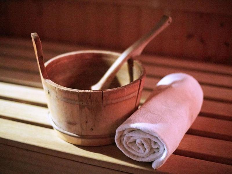 914843352CA69ED94B11A8D7C15068B4