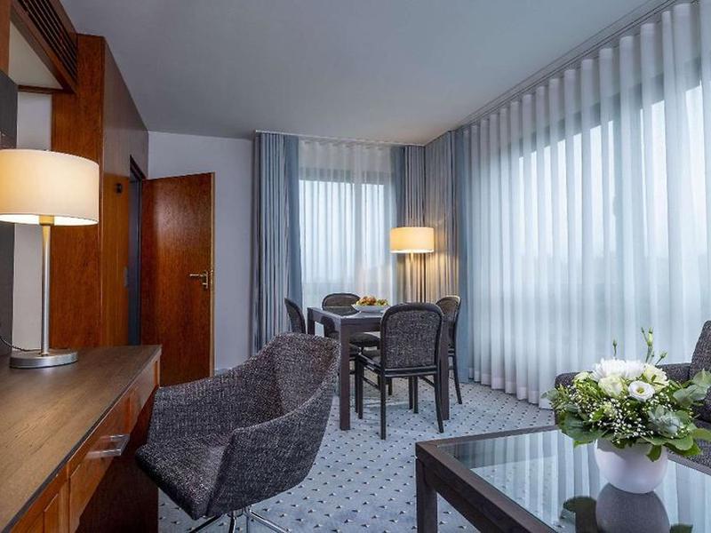 0107B0AE7F3F6E5DB85435A6F4AC209B