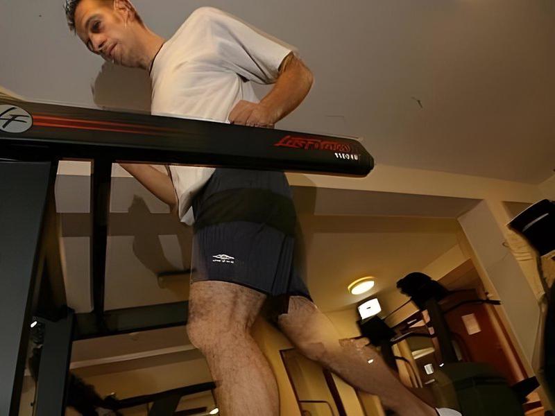 EB92E8961CC2496F8D2EBCE85074D49F