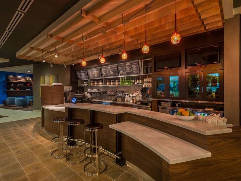 DC1183EF610101247F10AD20AB07BFAC