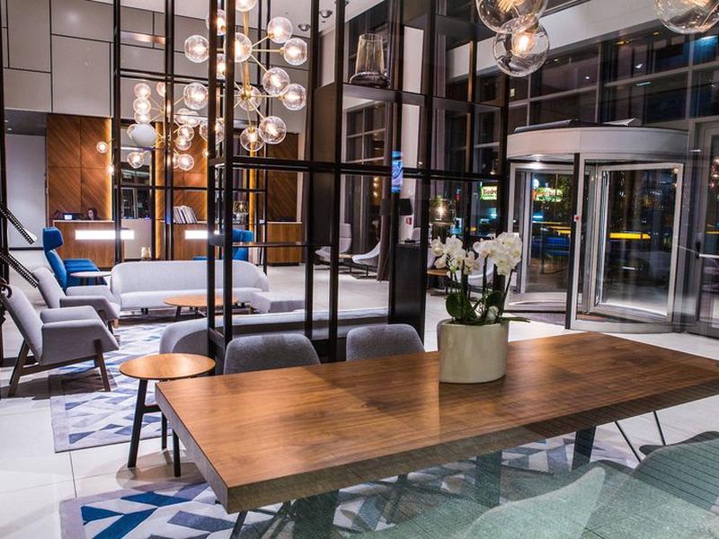 2A706327F4DE1F80B3F9766EAD53E875