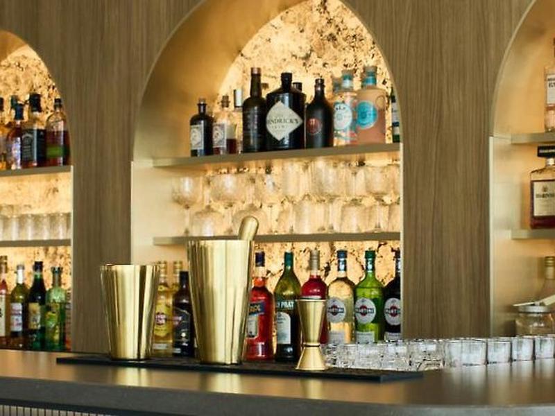 A46BE9A6ED6A802A4AD66C034E9852BE