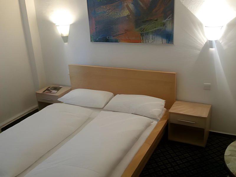 FA23CAA3D9EFB7E45922292366768C16