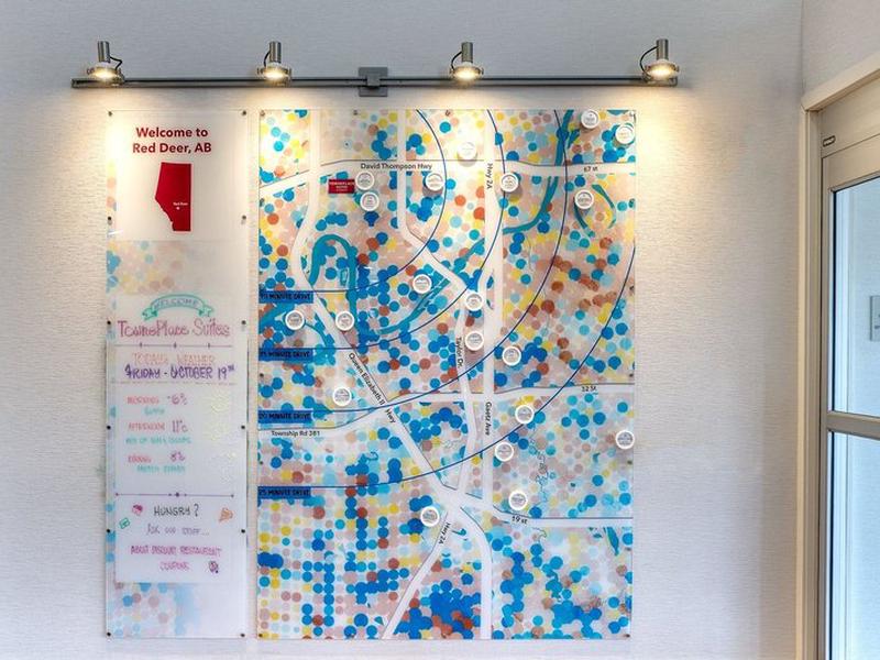 DFA8351E87E2BB77D72B78502FEC846B