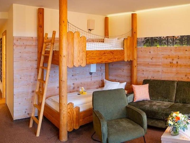 B1B8B6E7BC5C2B33F09D15EF63AC0BA4