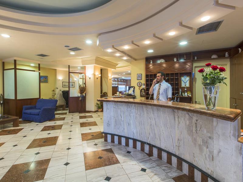 3CE984EDF82AAAC6C4A39E3F8D4B932E