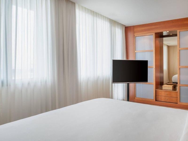 621248EAE05B1DABE138D46A80832953