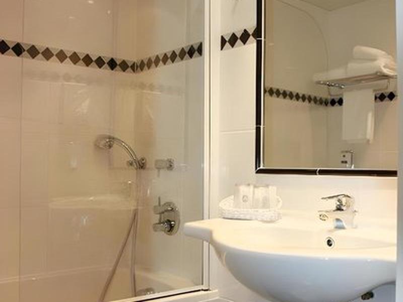 7BFCEC8AA2999F1BE3062EDF65AF7AC3