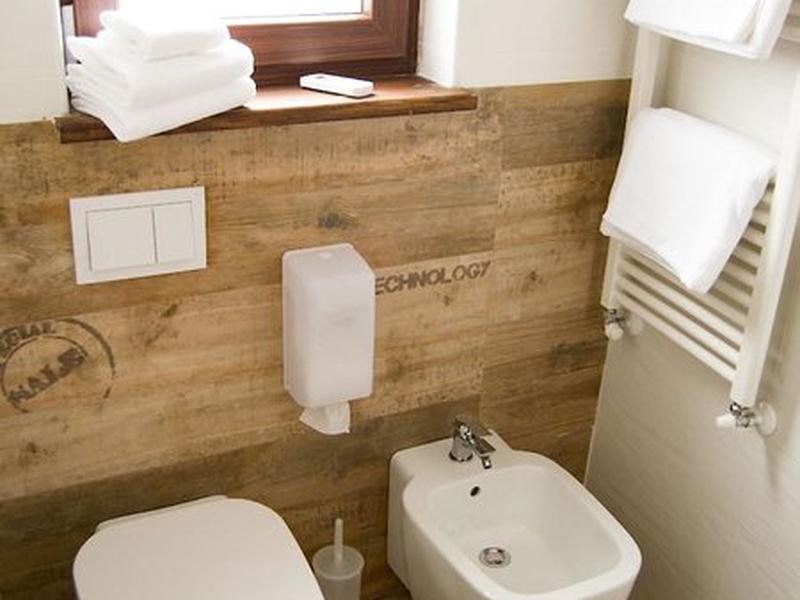 2FAF6A7D3E087E9570BCD0C423A4FD90