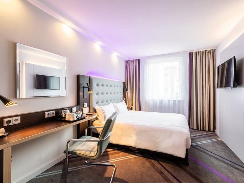 738B6E48AD0B73FED12C40EE90996E34