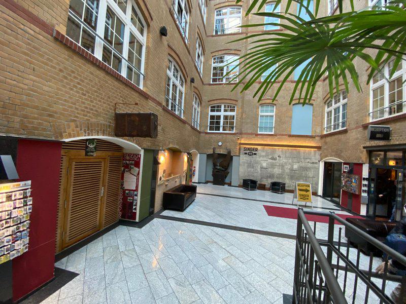 63E7122779FD2A73B16A0D70361E5215