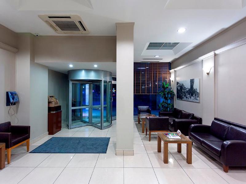 FEB14B8FF2F83AEC3F27F6BBE7ACB505